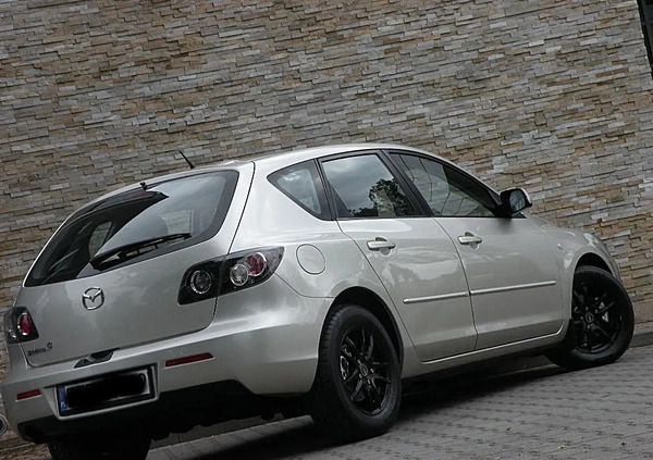 Mazda 3 cena 13800 przebieg: 144300, rok produkcji 2007 z Kępno małe 529